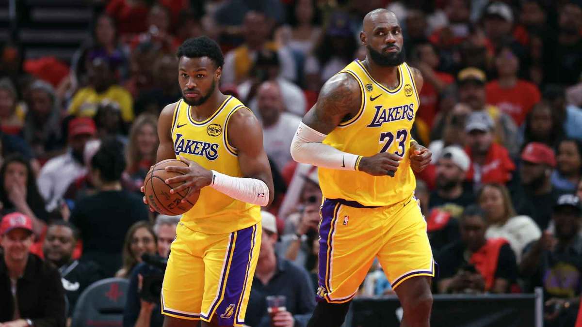 好博体育ESPN记者：湖人队内部人士暗示詹姆斯父子可能一起转投新球队